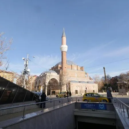 Deluxe In The Middle Of The Downtown 호스텔 소피아